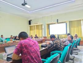 Rapat Focus Group Discusion