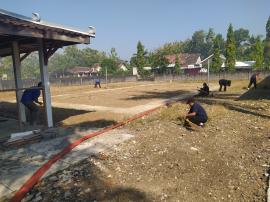 Kerja Bakti Jum'at Bersih di Kalurahan Playen.